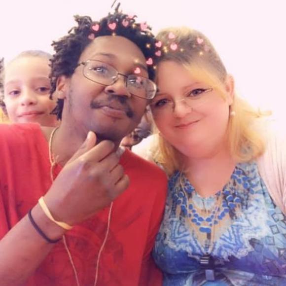 Meet your Posher, Sondra - Picture 1 of 1